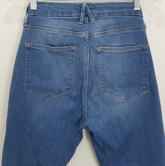 Good American good legs crop light wash jeans size 28 - Picture 5 of 12